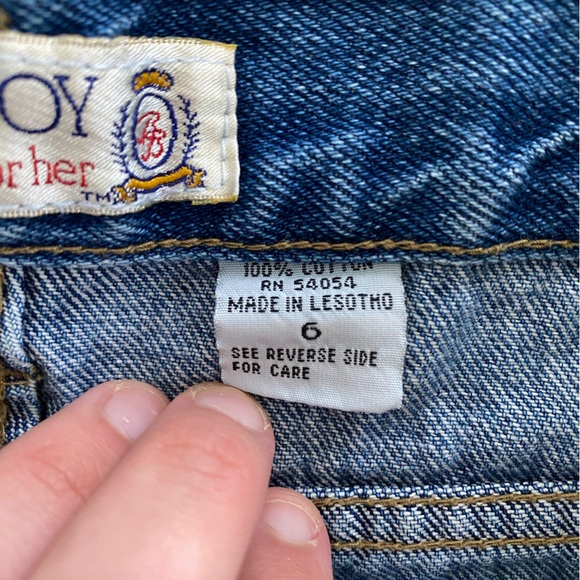 Vintage Bugle Boy Denim Booty Shorts 6 - Picture 4 of 8